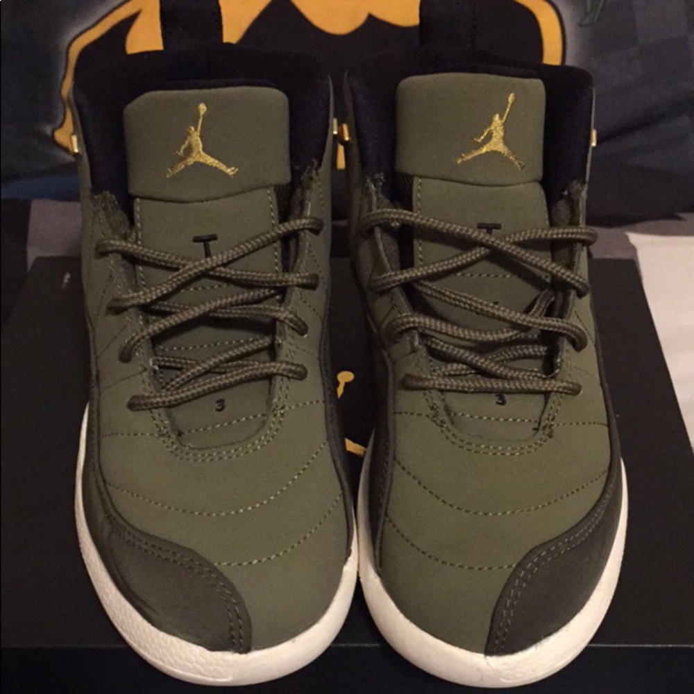 Olive green 12s